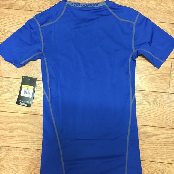 Nike Pro Men's Short Sleeve Training Top - Picture 2 of 4